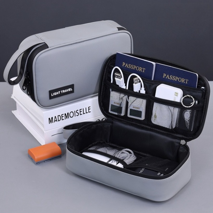 Travel Accessories And Bags - Lightweight Handheld Digital Gadget Storage Bag