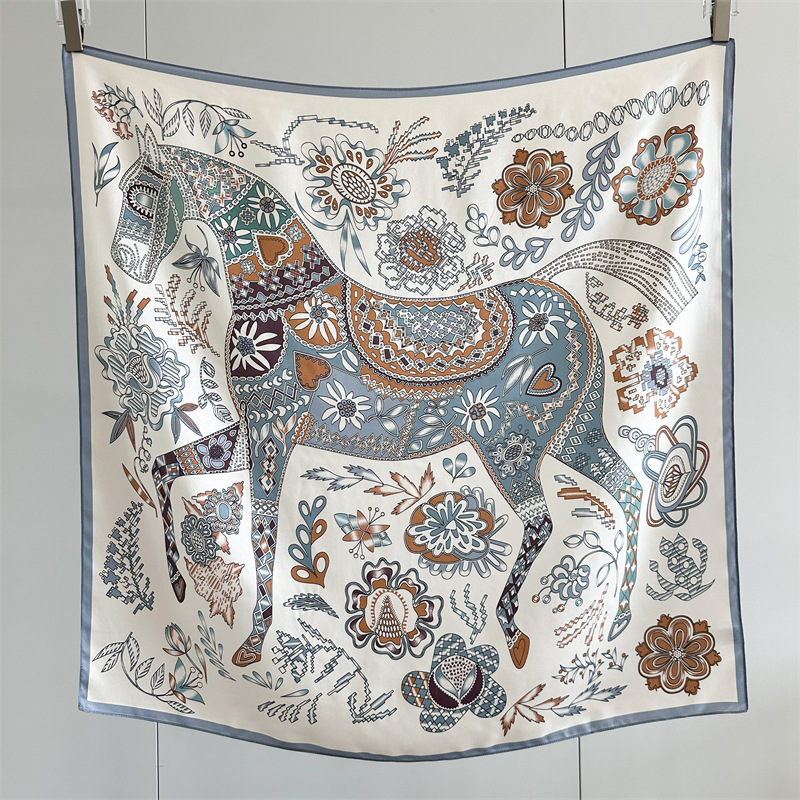 Horse Print Women 90CM Bandana - Travel Accessories To Gift recension och pris
