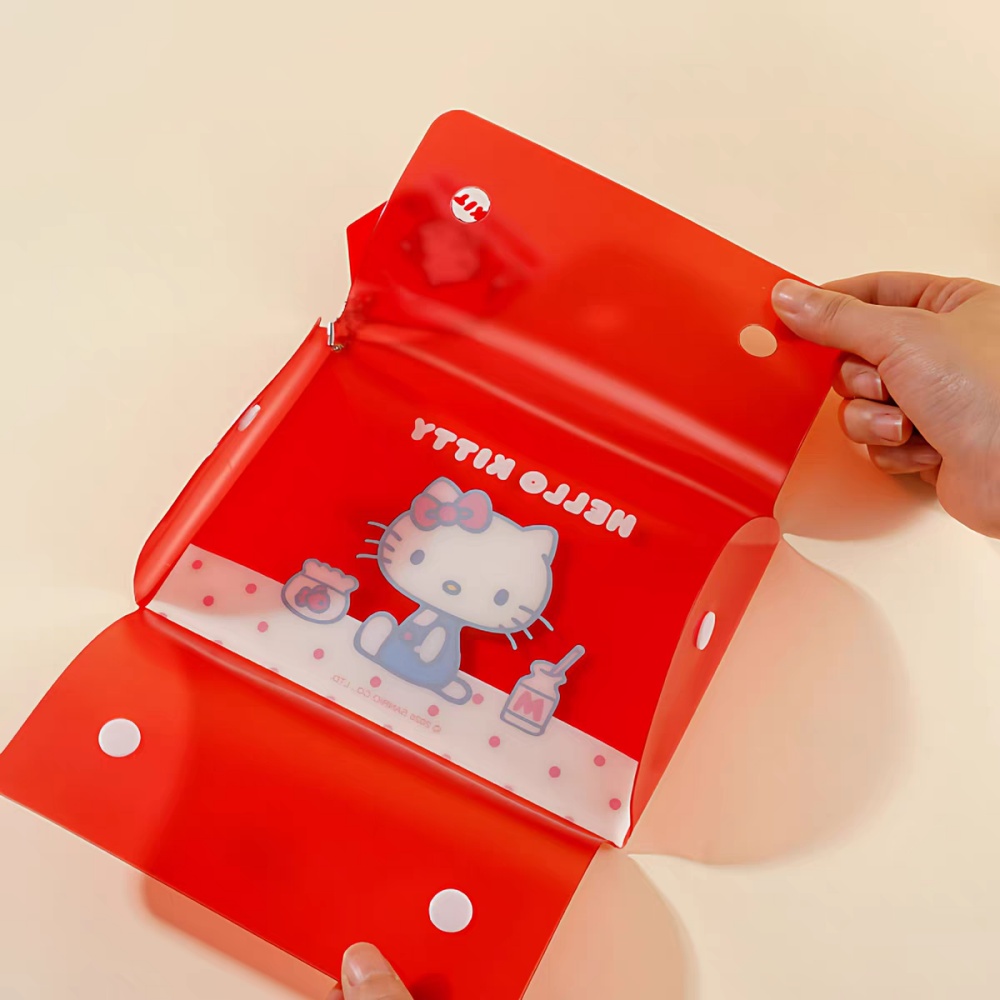 Genuine Hello Kitty PVC Snap P - Travel Accessories In Bulk recension och pris